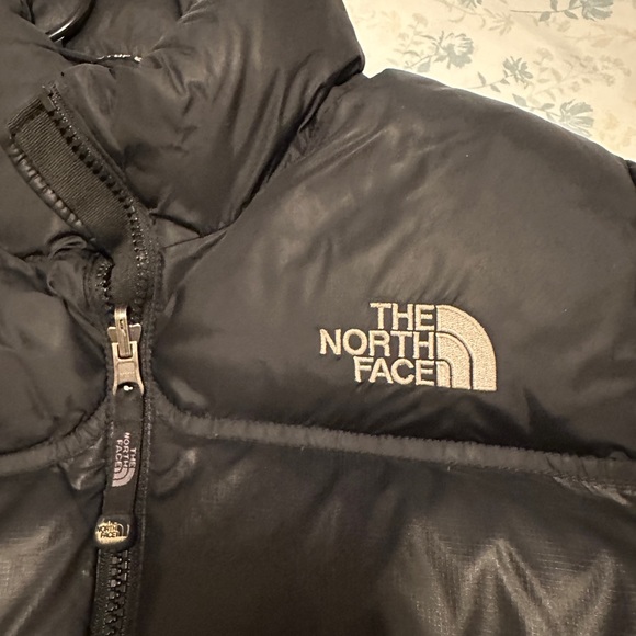 North face puffer - Picture 2 of 6